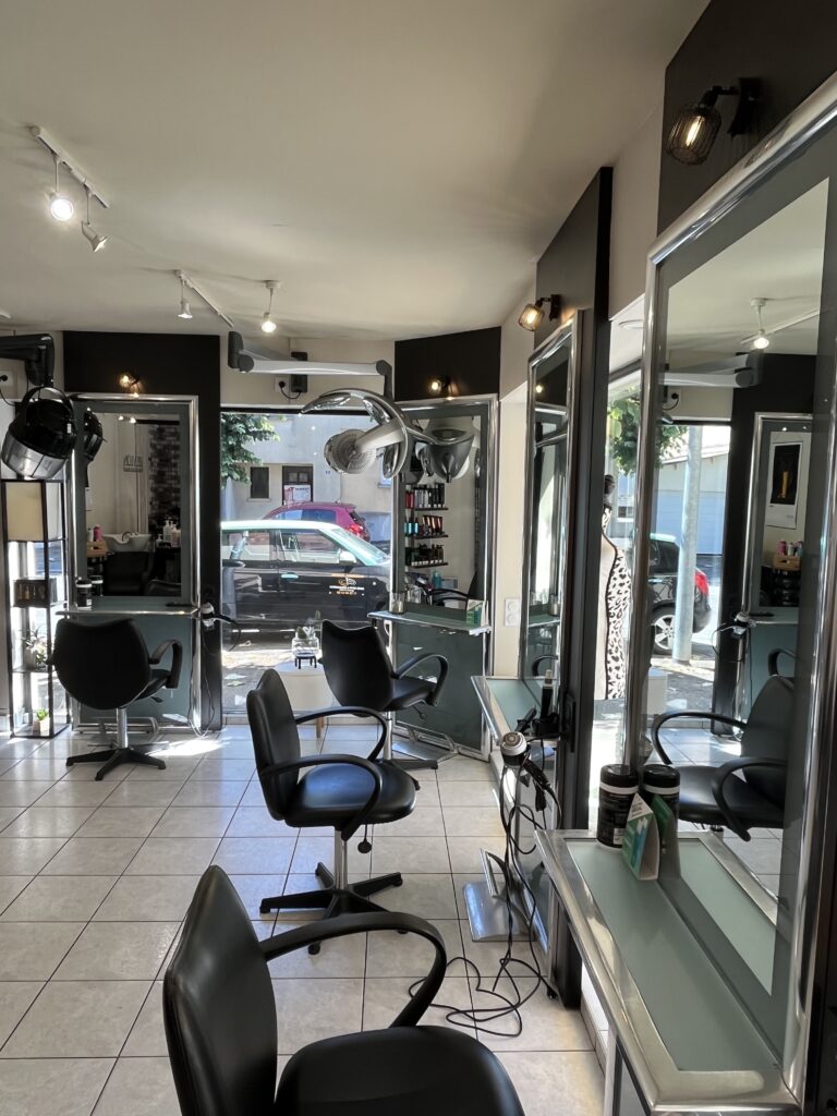 Anissia Coiffeur Laval Salon 2